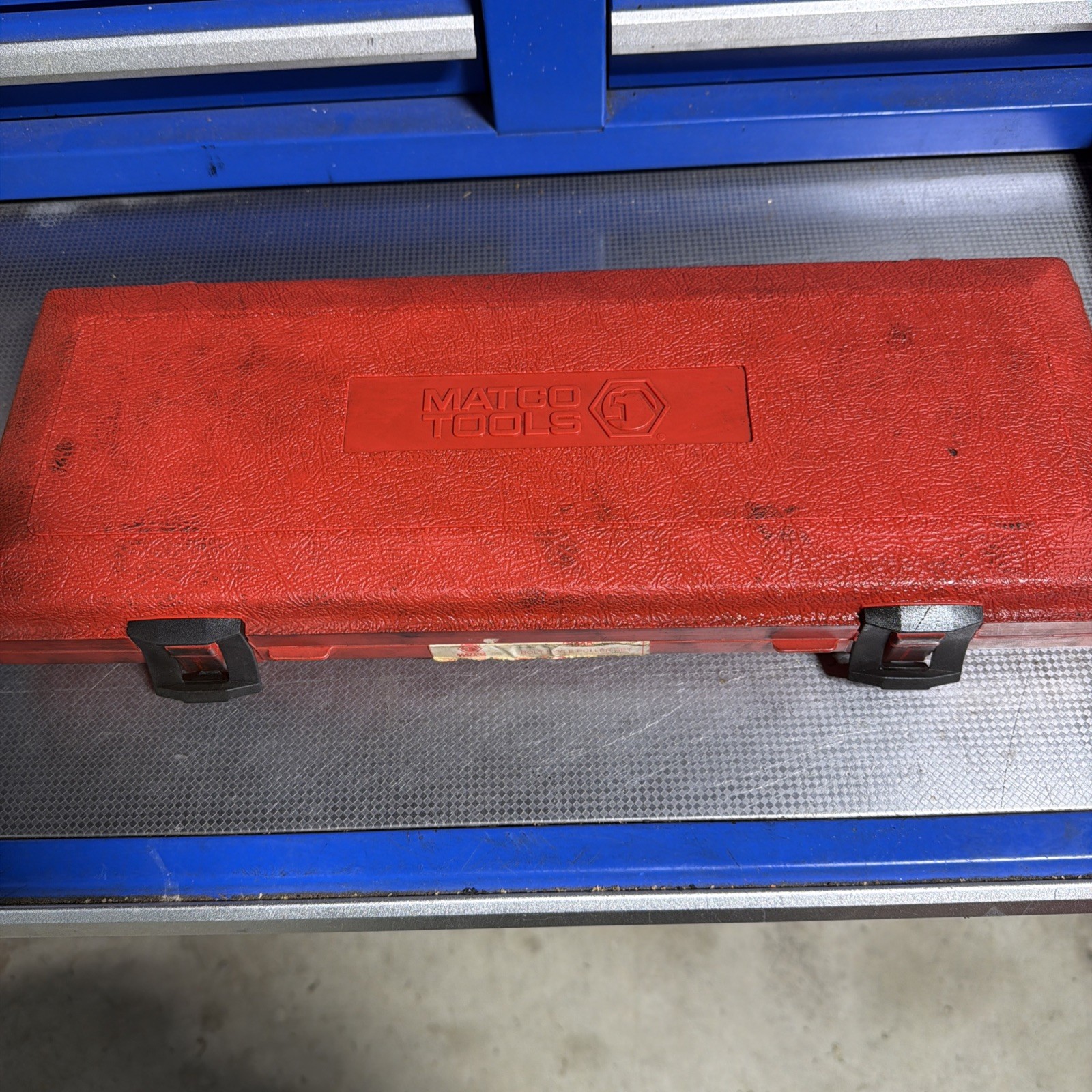 Matco Tools P100 24pc Bolt Grip Puller Set Excellent Condition USA