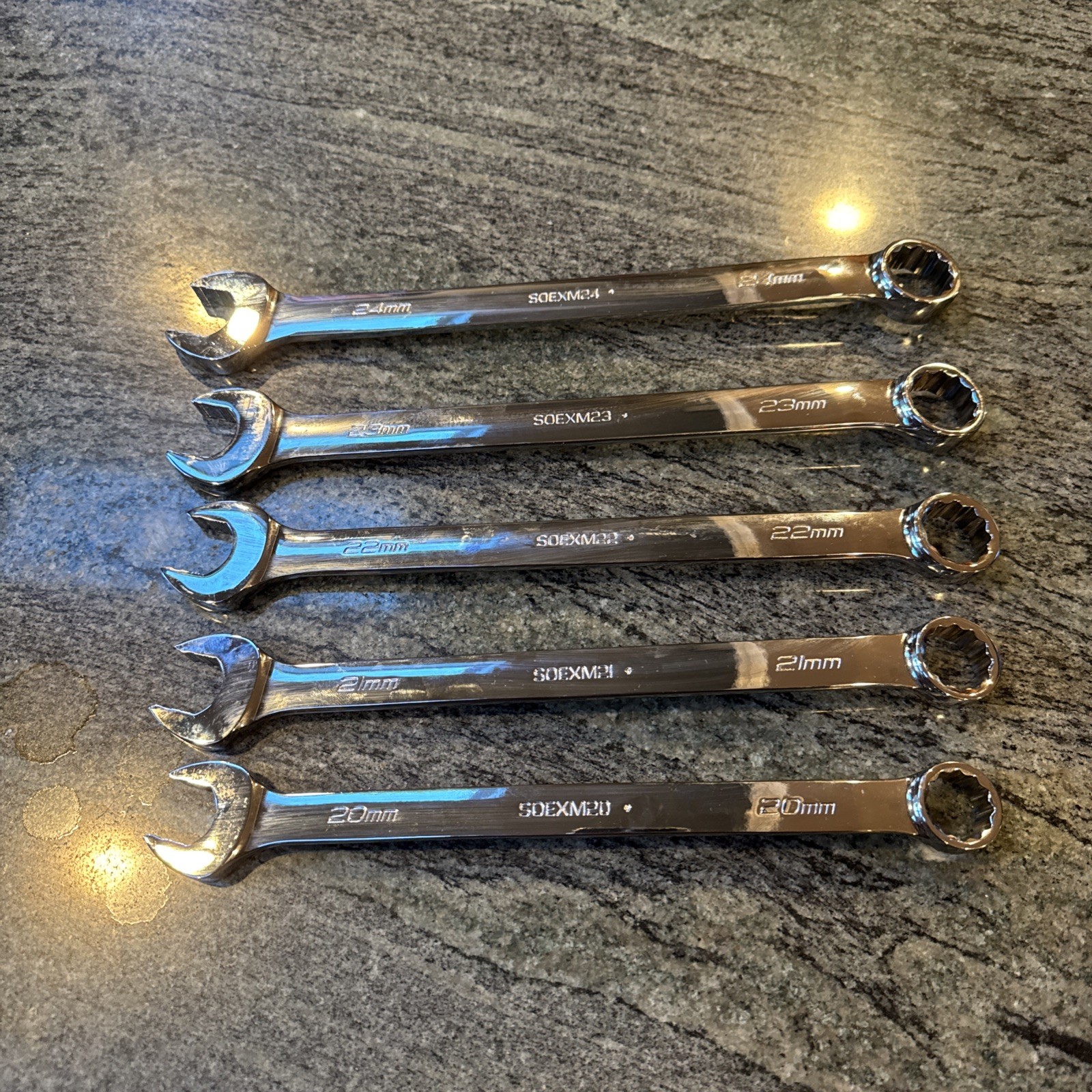 Snap-On soexm705 5 pc 12 point metric flank drive + combo wrench set 20-24mm
