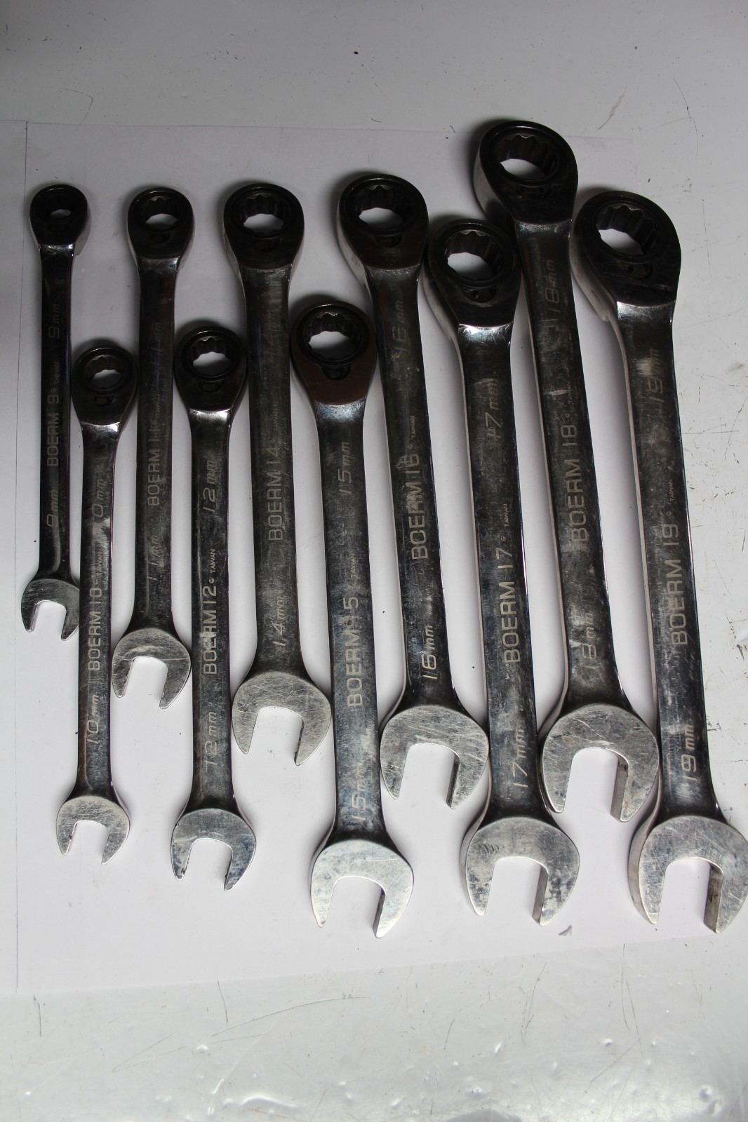 BLUE-POINT TOOLS 12-P METRIC & SAE 15° Offset Ratcheting Box/Open-End Wrench Set