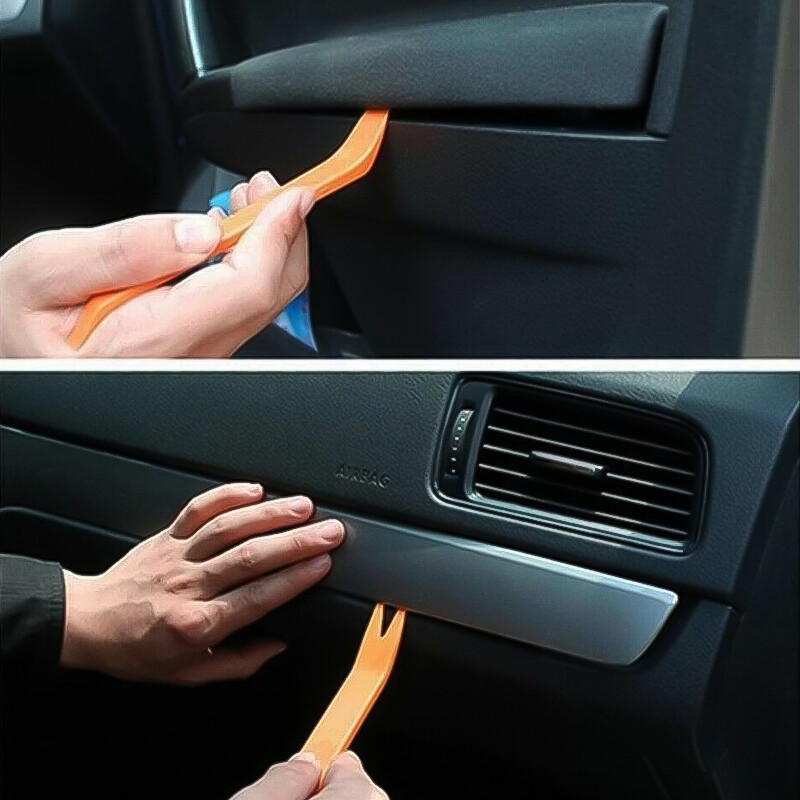 4PCs Car Door Trim Removal Tool Pry Panel Dash Radio Body Clip Installer Kit