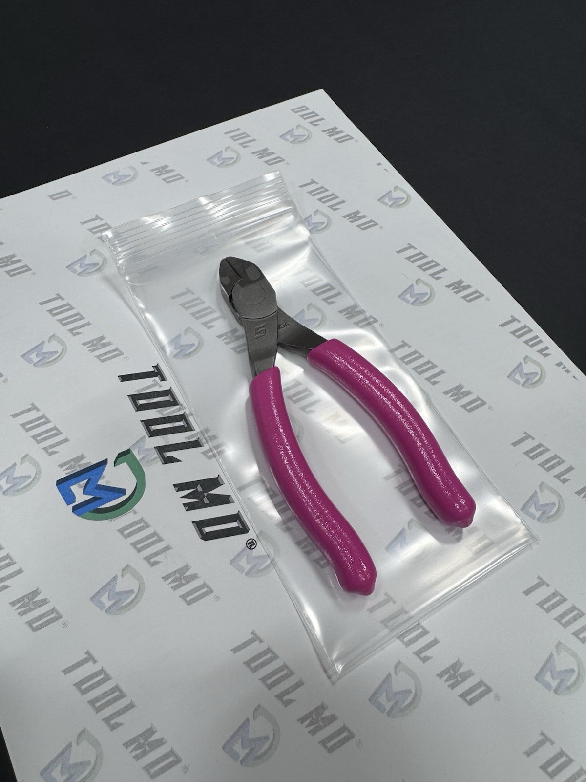 Snap-on Tools USA NEW ELECTRIC PINK 5″ Talon Grip Diagonal Cutter Pliers 85ACFEP