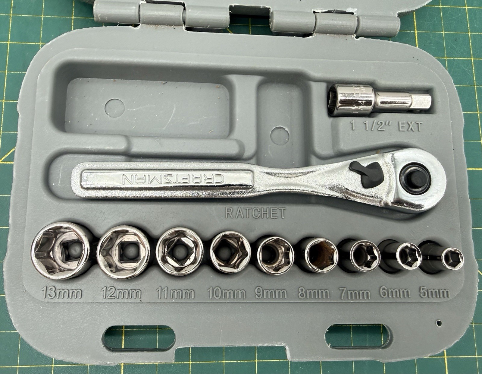 SEARS Craftsman USA 11Pc. 1/4” Metric 5mm-13mm 6Pt. Socket Ratchet Set 34861 NEW