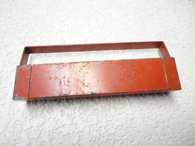 Mac tools XT-13 Portable Socket Tray Empty 6 1/2″ length 1″ wide and 2 1/2″ tall