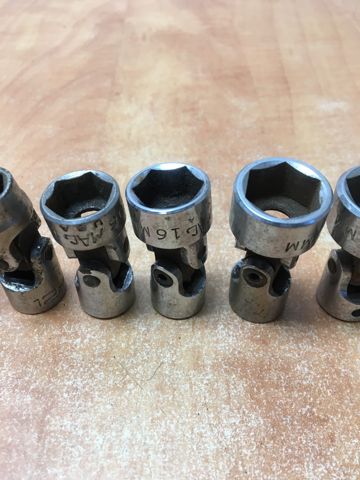 Mac USA & Matco 8pc Metric 3/8 Dr Swivel Universal Socket Set 10-12 15-17 19 22