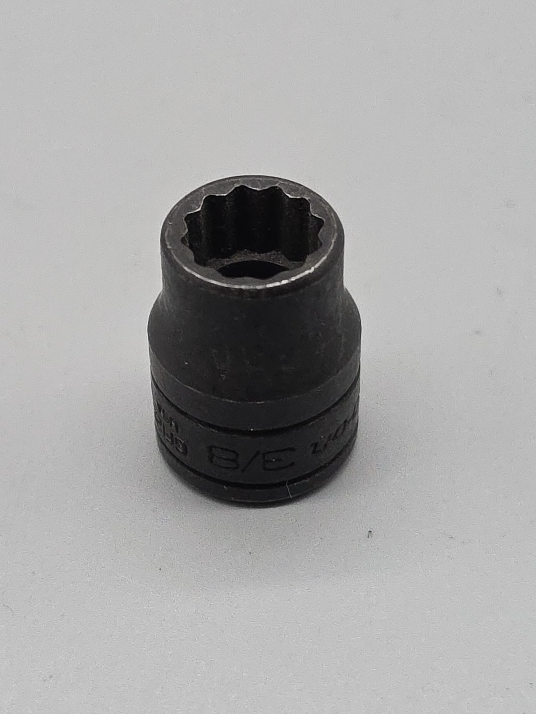 Snap-on Tools 3/8″ 12 Pt Shallow Industrial Non Impact Socket 3/8″ Drive GF121
