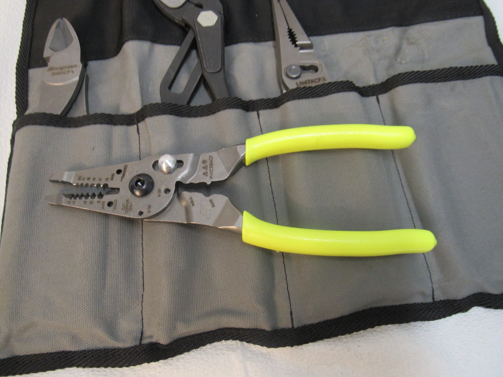 Snap On 4pc Plier Set 388ACF + PWCS9AF + LN47ACF +AWPBX10PL4TGKB1 High Vis Yello