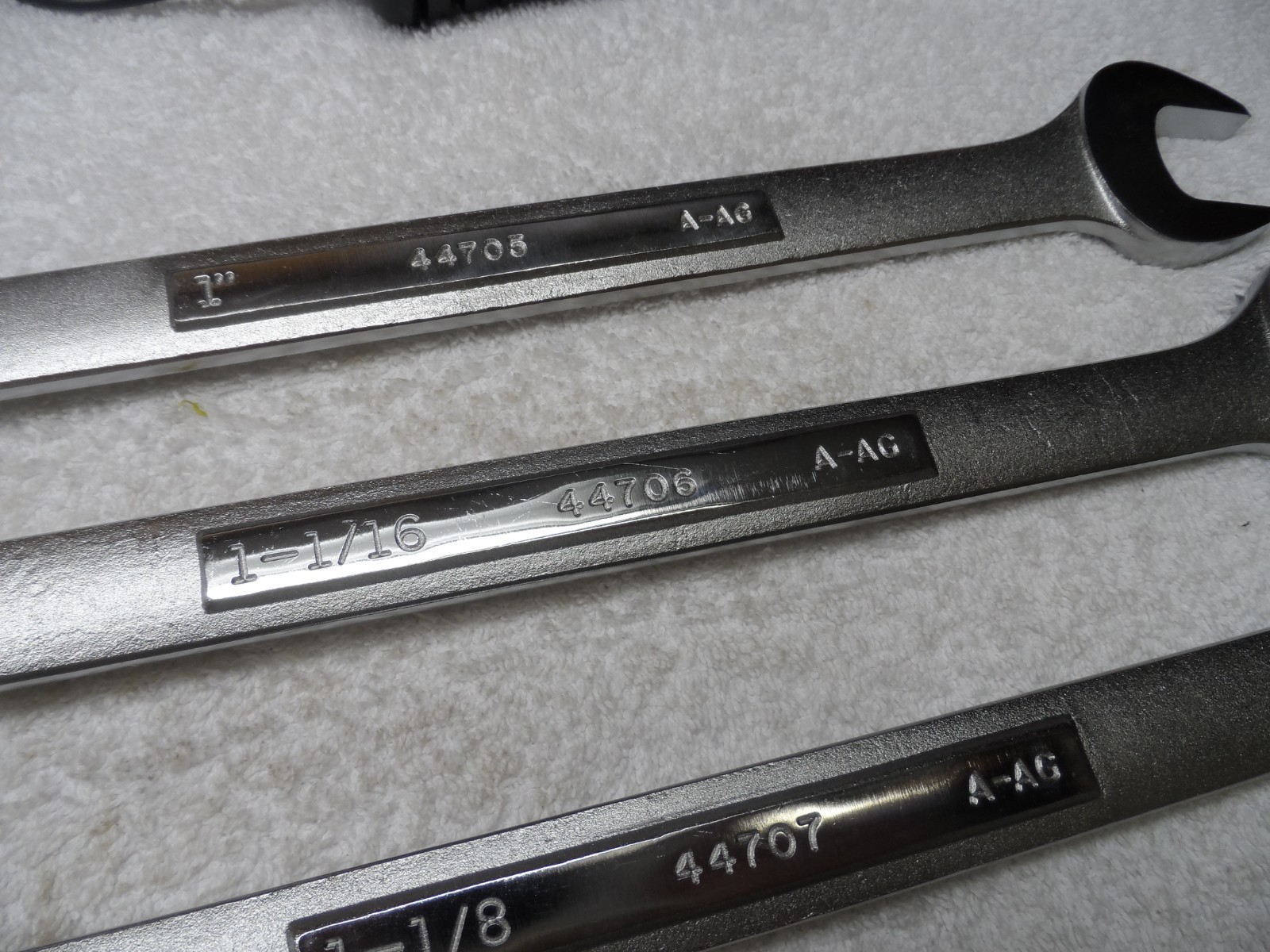 Craftsman SAE Combination Wrench Set, 12 pt, 1″ to 1-5/16″ – 5 pcs (A-AG)