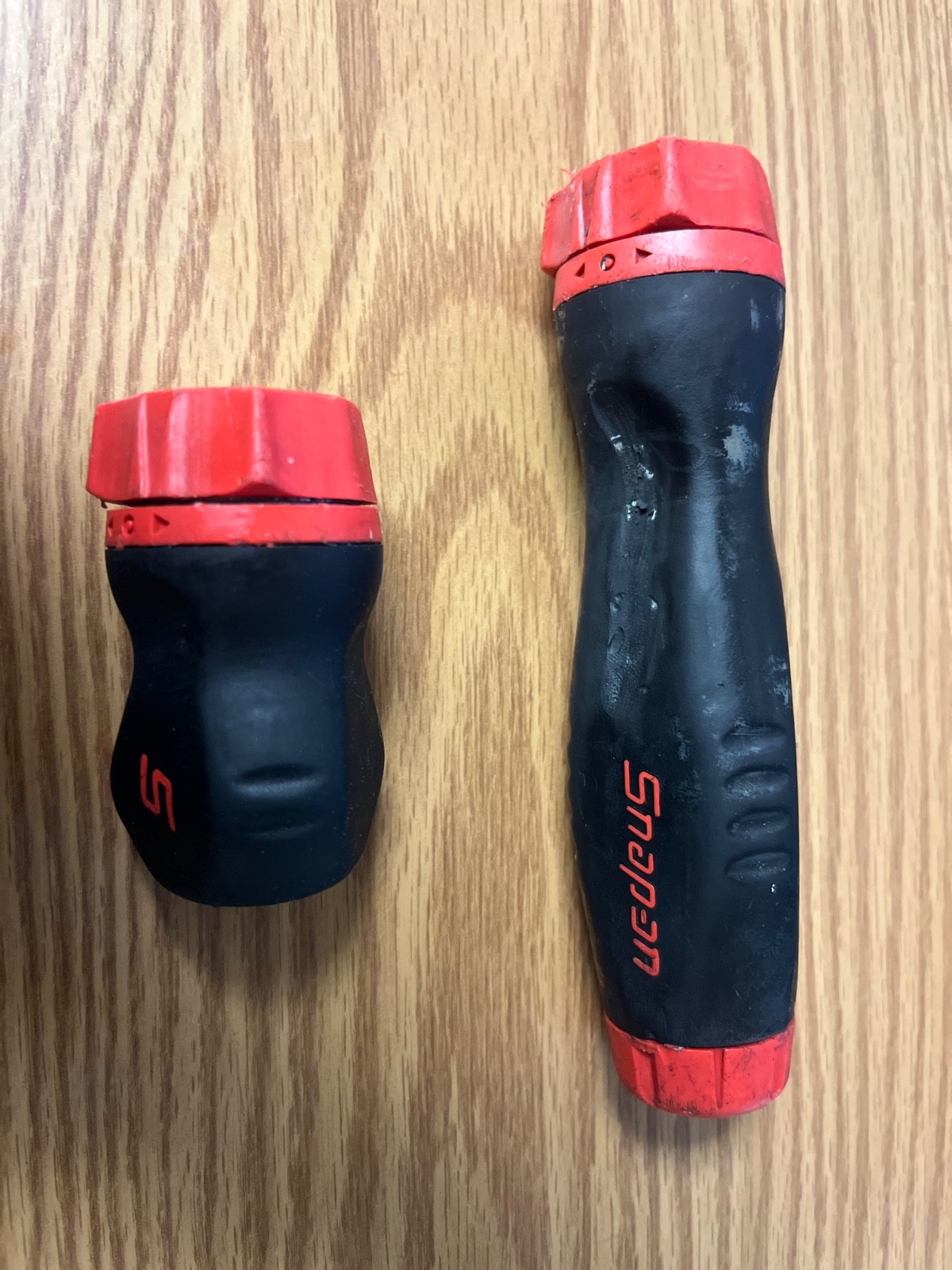 SNAP ON SGDMRC1A & SGDMRC4A – CUSHION GRIP RED & BLACK HANDLES LOC#17A