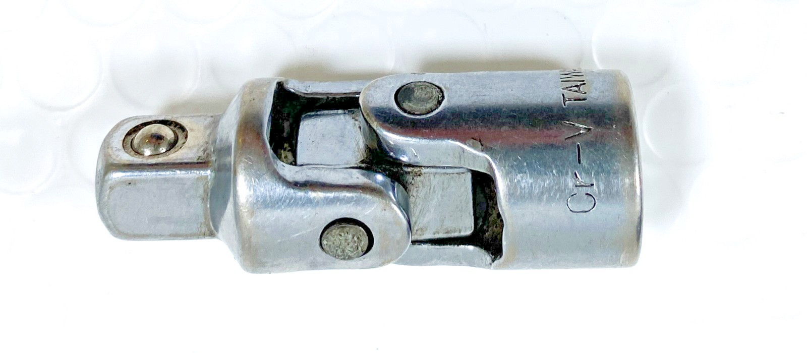 Craftsman 7-Piece 3/8 Drive SAE 12 pt Swivel Flexible Socket 3/8 to 3/4″ Set