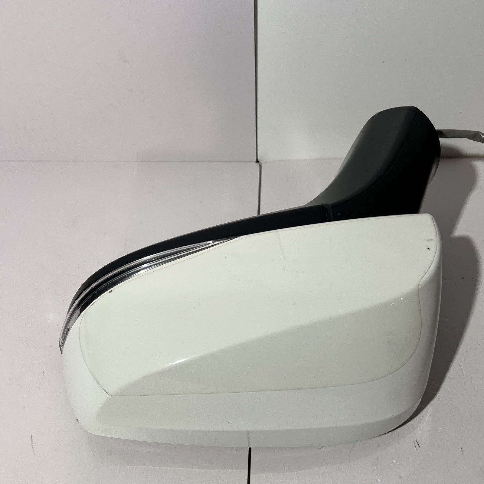 Power Fold Side Mirror Left Driver Santa Fe W/Turn Signal Headed SAE E2 18