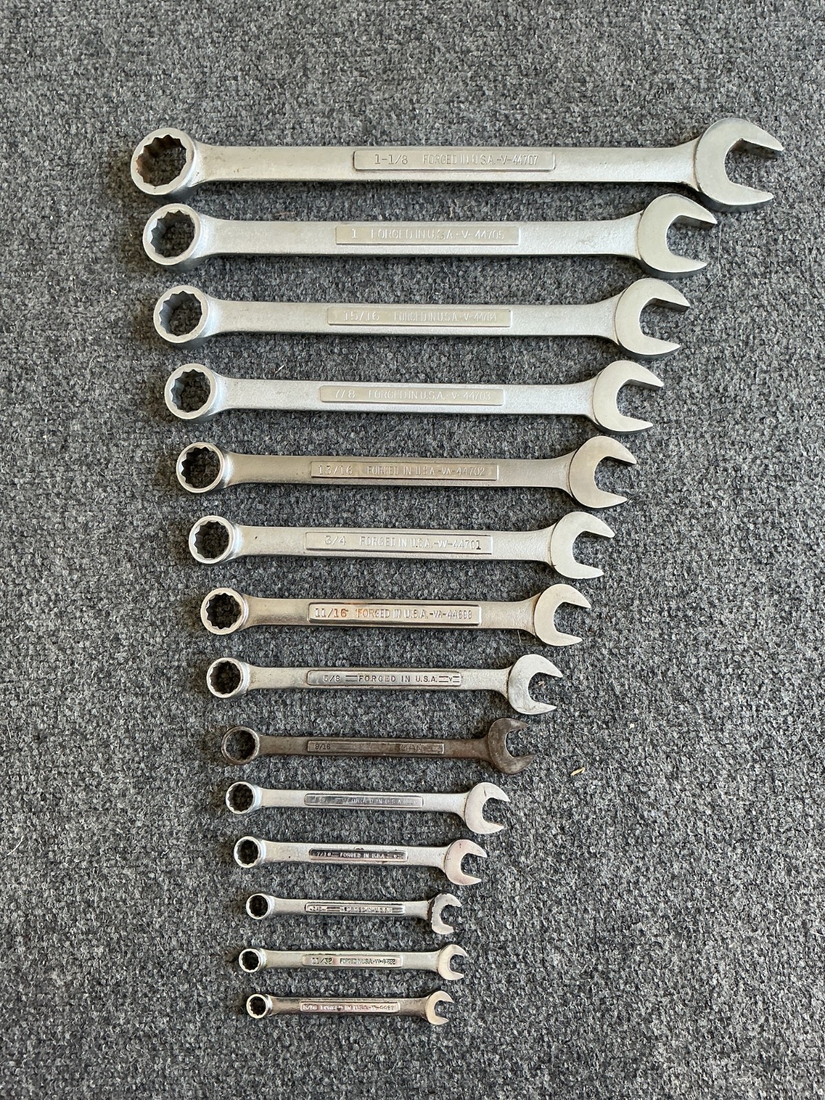 VTG Craftsman USA Various «V’s» 14 Pc SAE Combination Wrench Set 5/16” to 1-1/8”