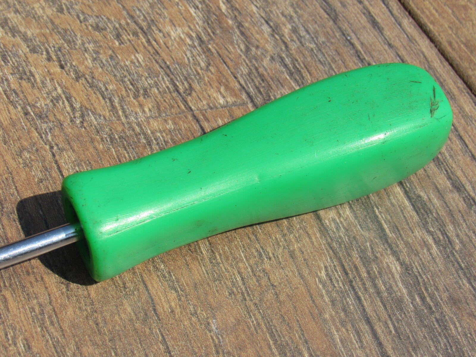 MATCO FLAT TIP STRAGHT 6 3/4″ BLADE SLOTED GREEN HANDLE SCREWDRIVER 10 1/4″ OAL