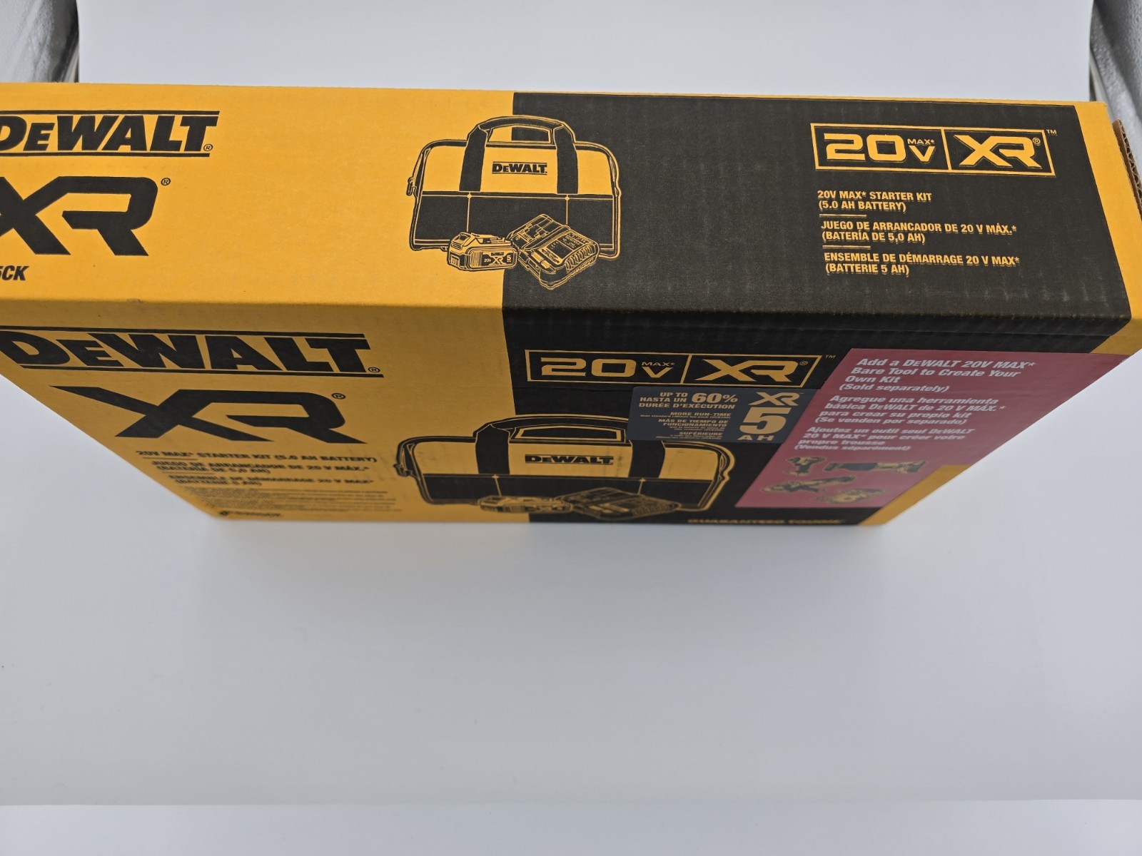 DEWALT DCB205CK 20V MAX 5 Ah Lithium Ion Battery and Charger Kit with Bag
