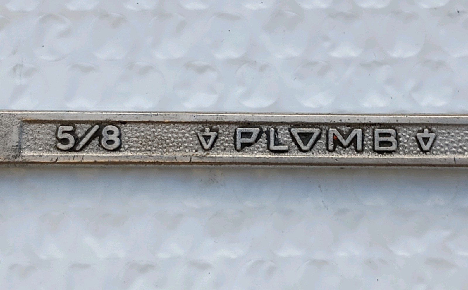 PLUMB 1130, 9/16″ x 5/8″ DOUBLE BOX WRENCH, 7.75″ LONG, OFFSET, 12 POINT.