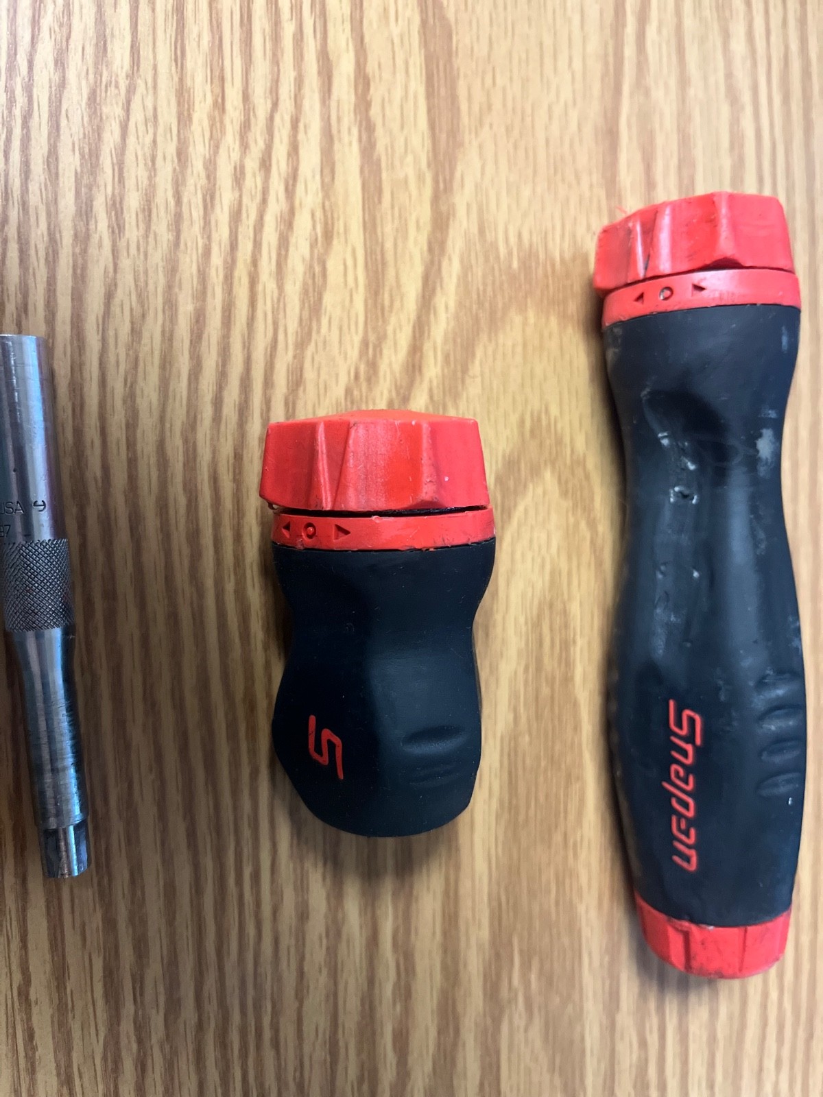 SNAP ON SGDMRC1A & SGDMRC4A – CUSHION GRIP RED & BLACK HANDLES LOC#17A