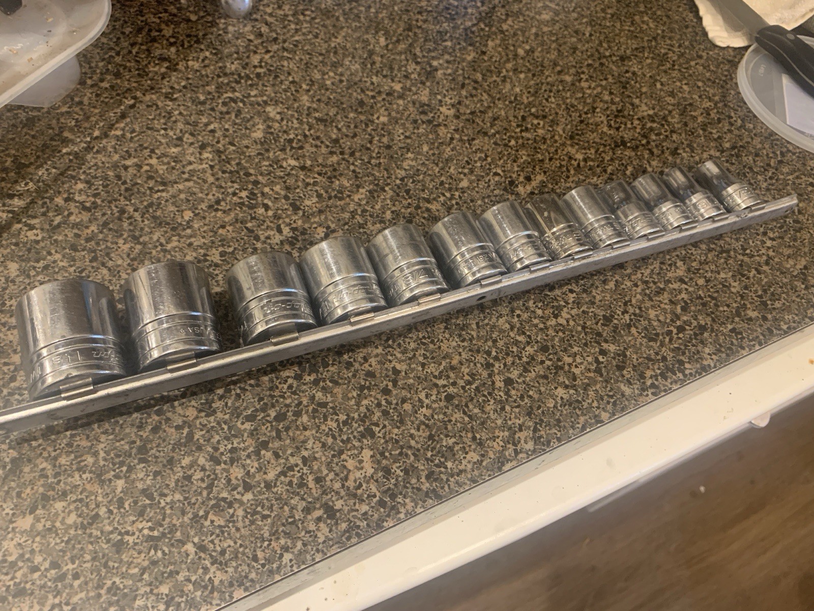 Snap On 13Pc SAE 1/2 Drive Shallow Socket Set 3/8″- 1 1/8″ 6Pt