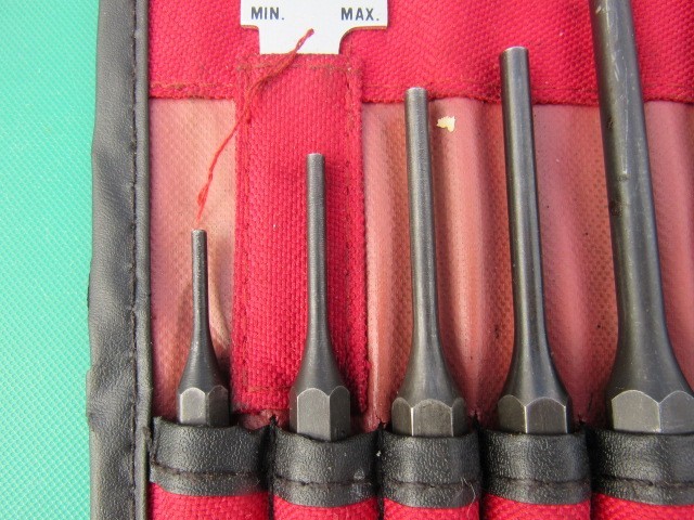SNAP ON PPCBK715 15 PIECE DRIFT / PIN PUNCH & CHISEL SET W BAG