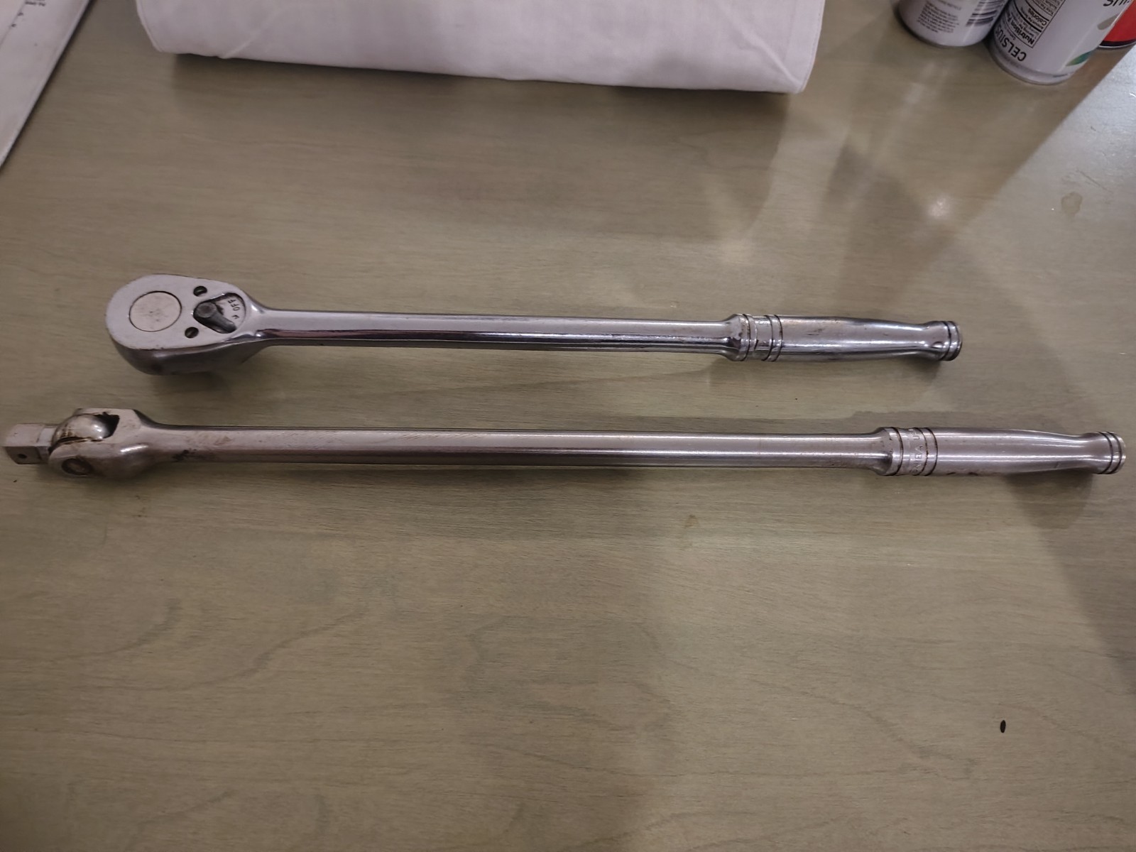 Snap-On Tools SL715 1/2″ Drive Heavy Duty Long Ratchet And SN18A Breaker Bar