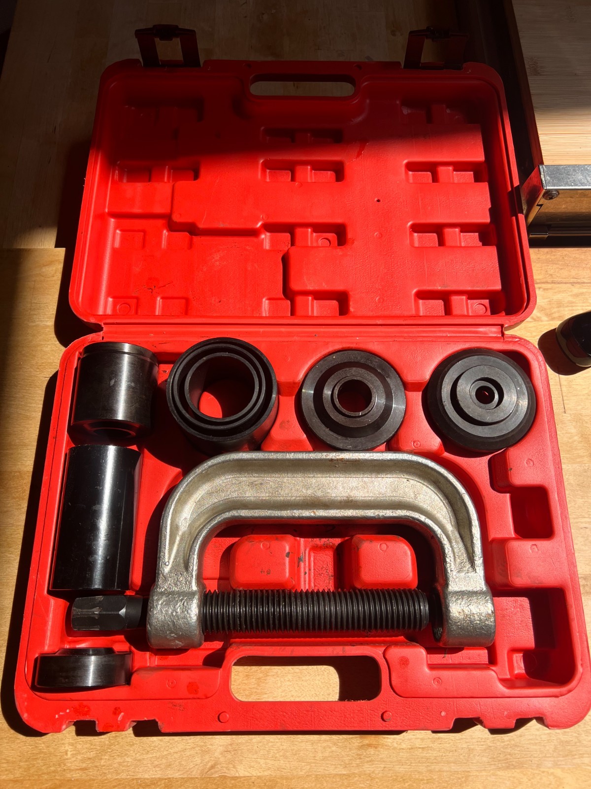 4 in1 Ball Joint Press Remover Installer&Removal Tool Kit Ball Joint Remover Set