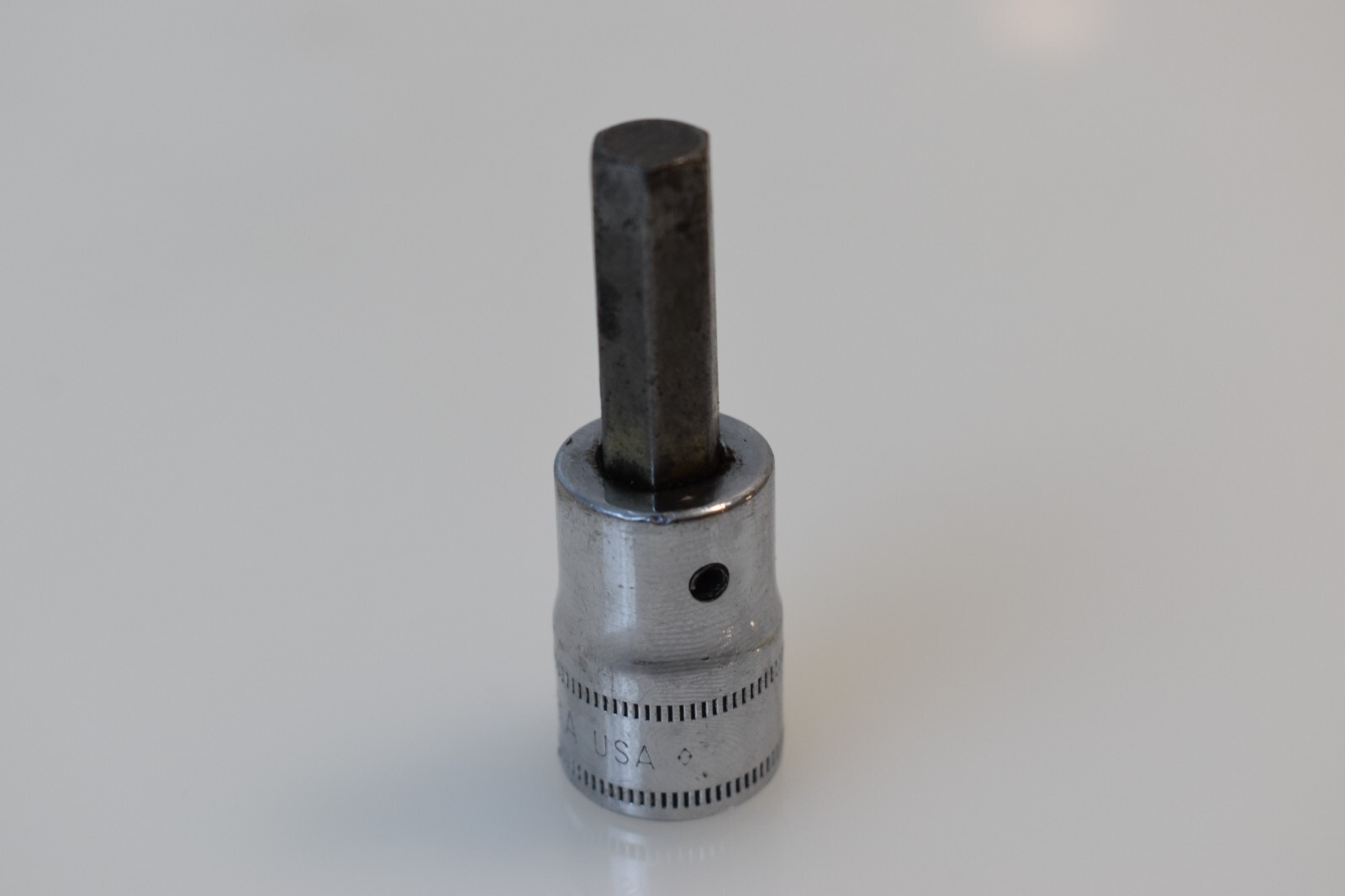 Snap on Tools FAM8A 8mm Metric Hex Bit Socket Driver 3/8″ Drive USA