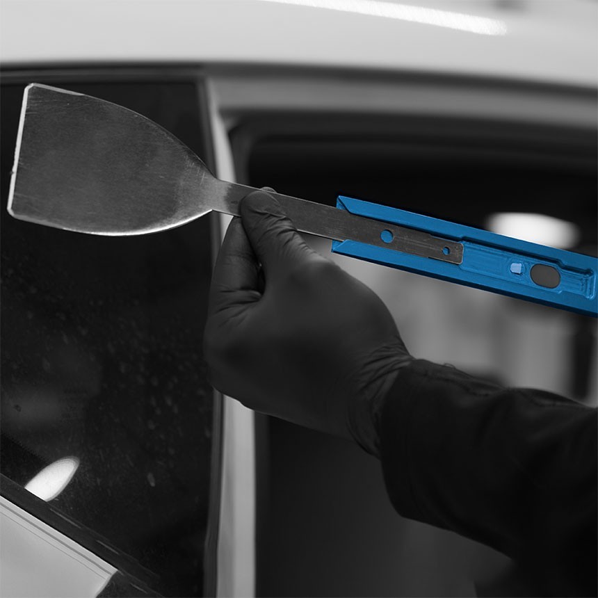 GT 35″ Quarter Cutter LKQTR – Long Knife Auto Glass Removal Tool w/ Sheath Blade