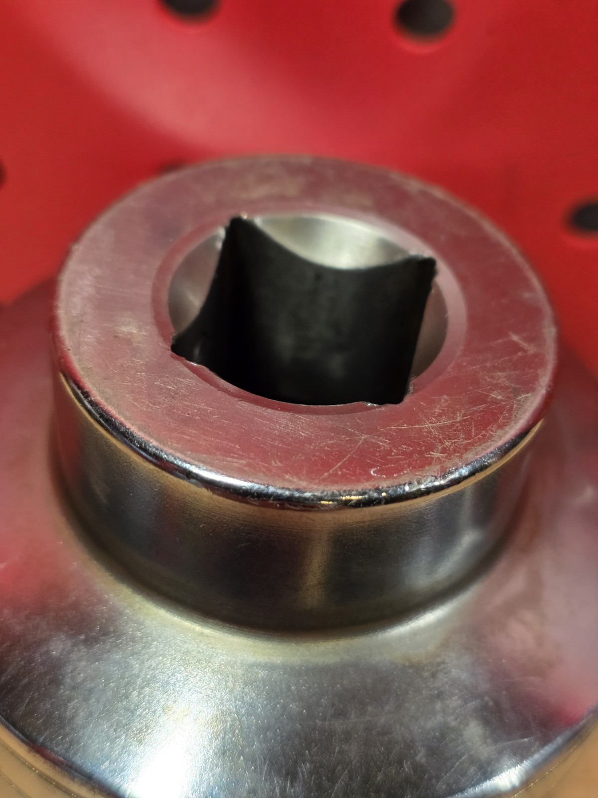Snap-on Tools LDH682 2-1/8″ 3/4″ Drive 12-Point Shallow Socket See Details