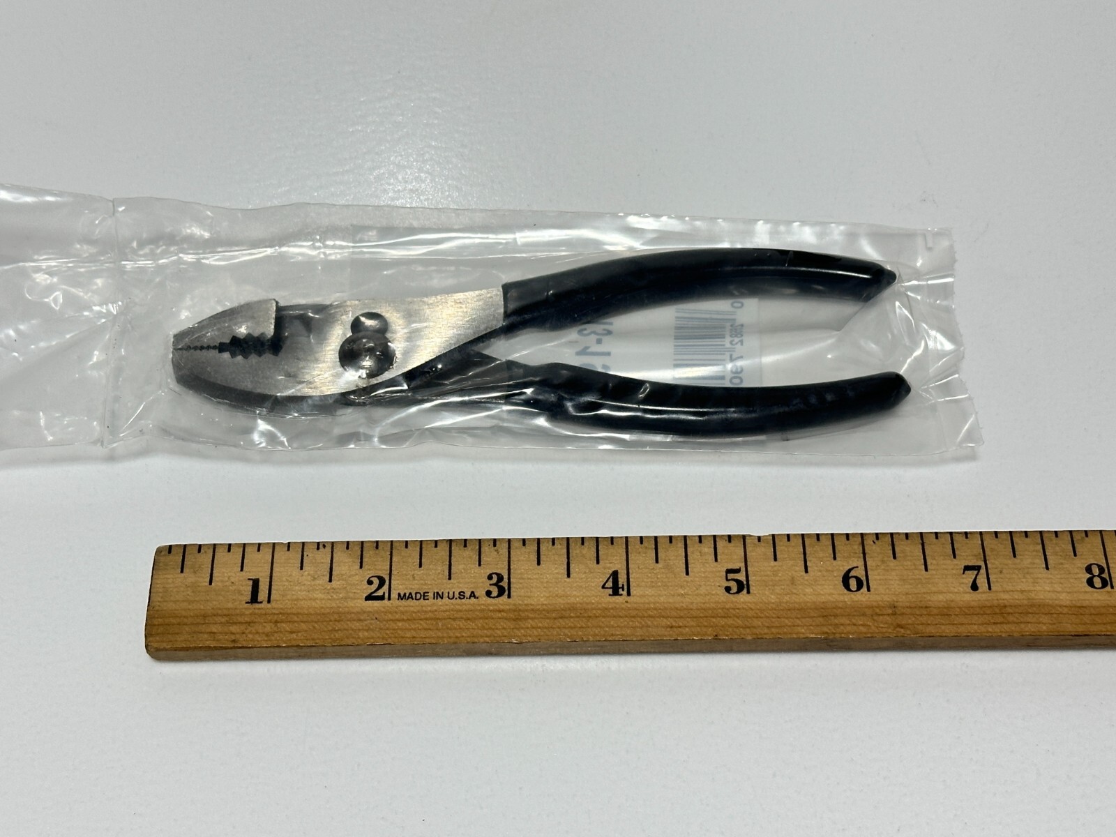 NEW CAT Caterpillar Tools USA 213-1983 Slip-Joint Black Grip Pliers, 6-1/2″ Long