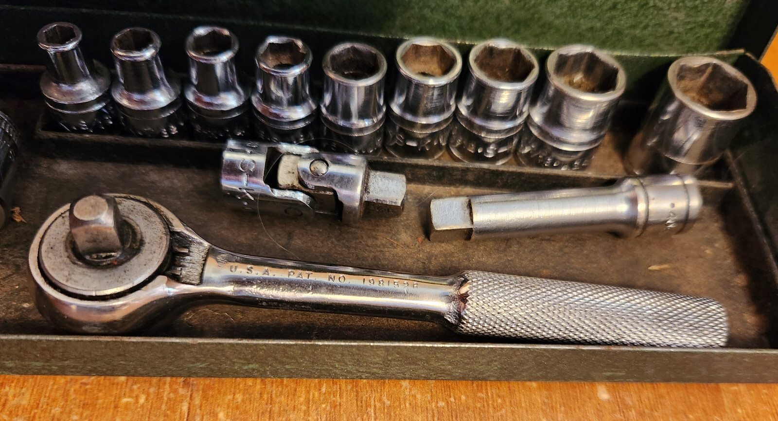 S-K Tools 1/4″ Dr. SHALLOW & Deep SAE Socket Set 20pc SK + Metal Case – Lot 3213