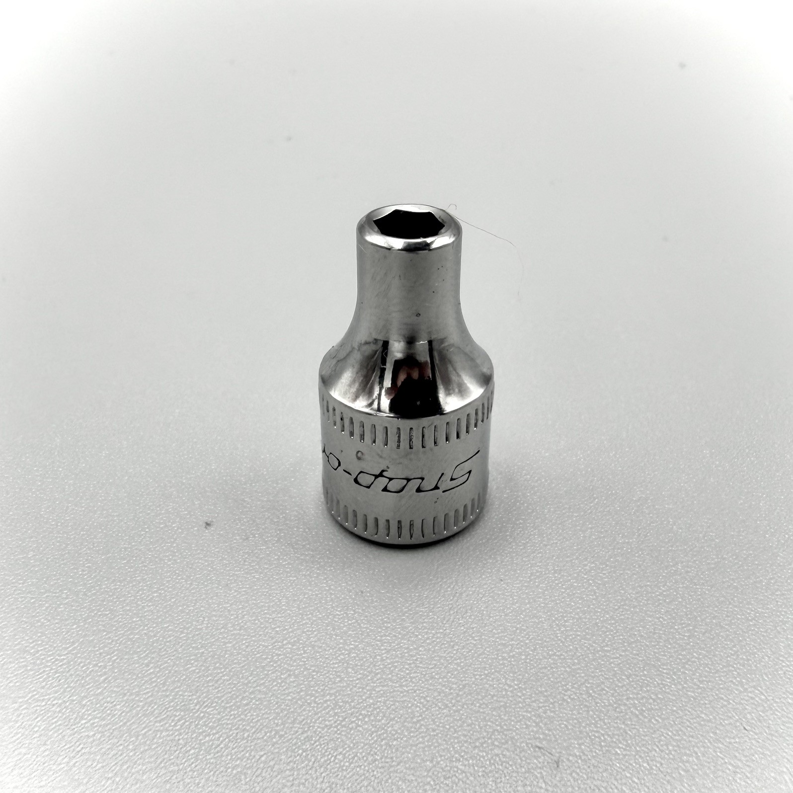 Snap On TMM4 1/4 Inch Drive 4mm 6 Point Socket. Snap-on USA