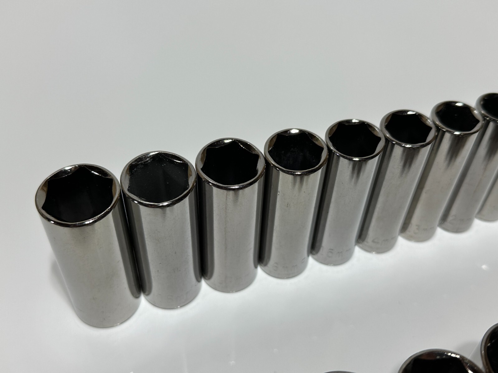 NEW Craftsman USA G 20pc Deep 6 Point Socket Set, Metric 9-19mm & SAE 3/8 to 7/8