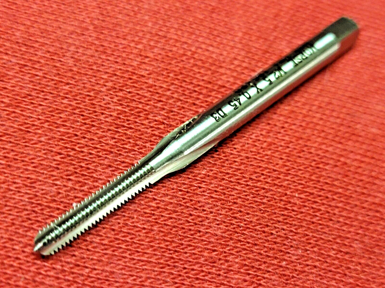 M2.5 X 0.45 2.5MM Bottom Tap Morse MT3838101 HSS Hand Tap USA D4