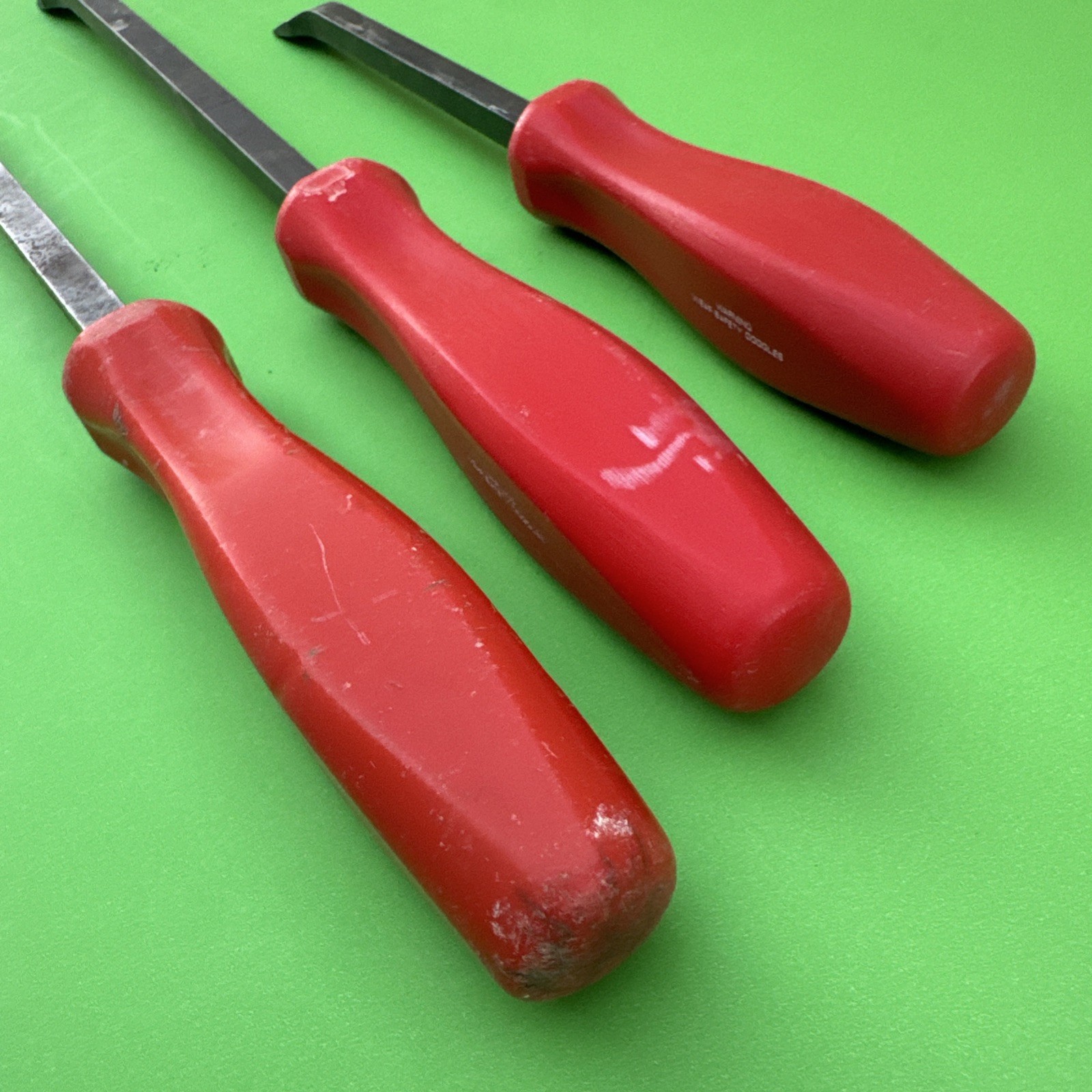 Snap-On USA RARE 3 Piece 12″, 18″, 24″ RED Hard Handle NON STRIKING Pry Bar Set