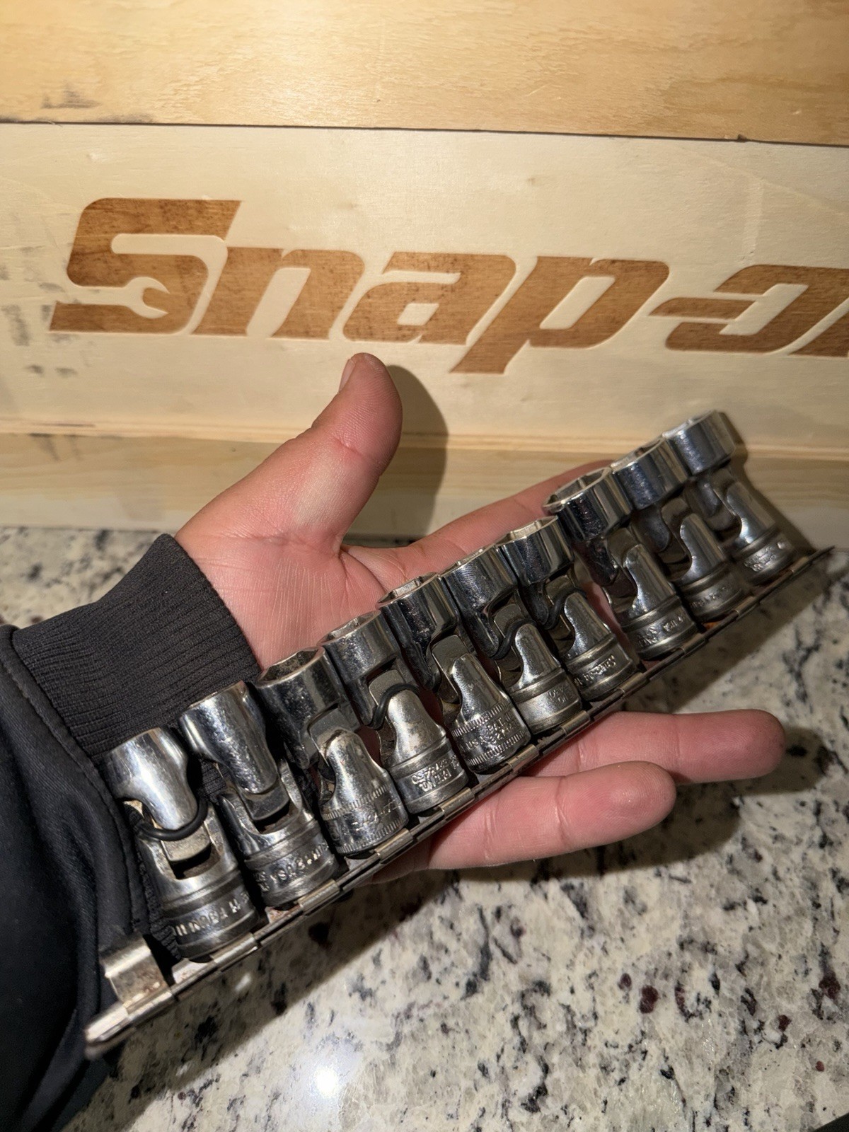 SNAP-ON 3/8″ FSUM 10 PC 11-12-13-14-15-16-17-18-19 METRIC-6-POINT SWIVEL SOCKETS