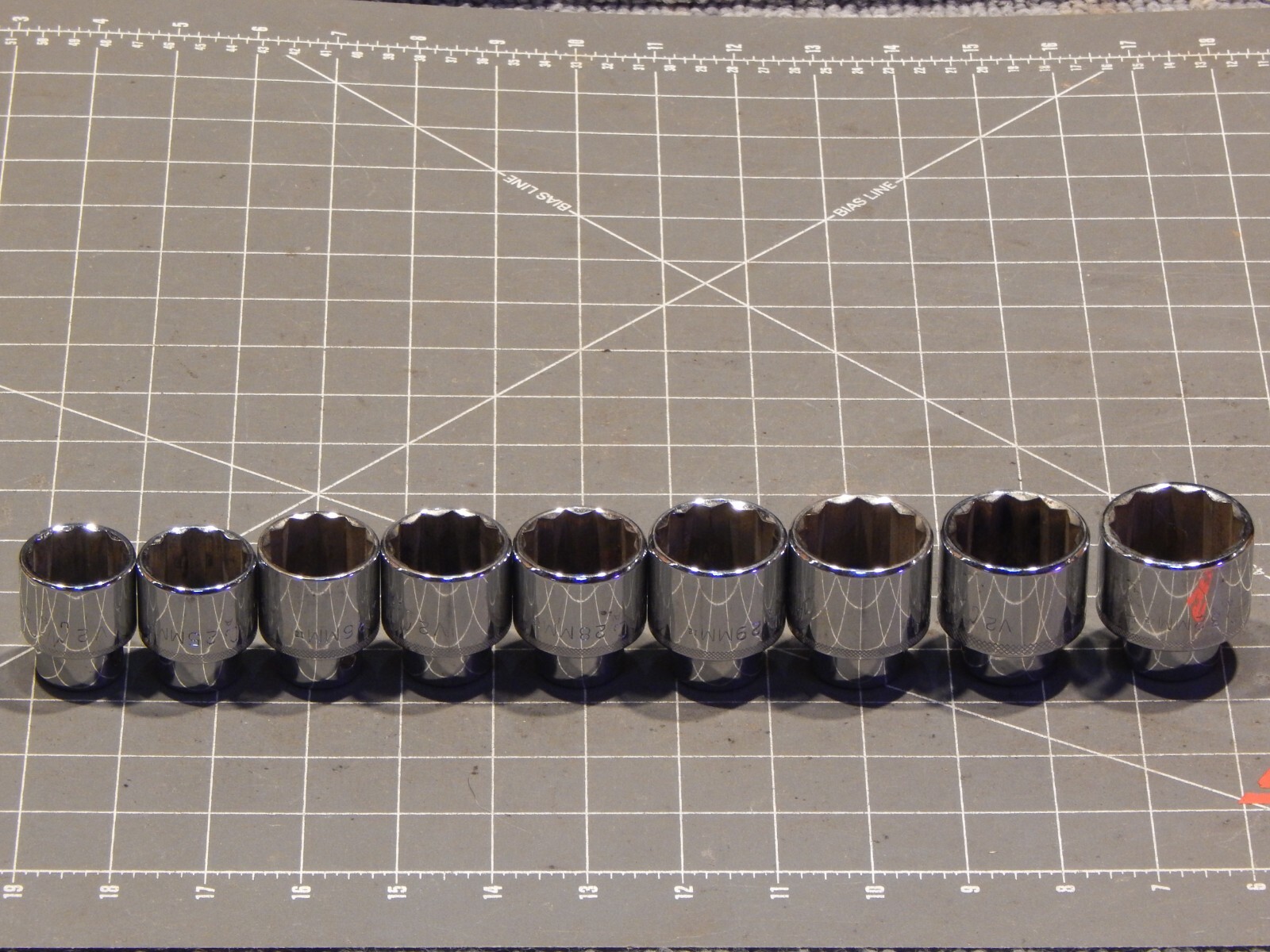 Mac 9Pc Metric 1/2 Dr Shallow Socket Add On Set 24MM 32MM 12Pt V2 V232MM V231MM