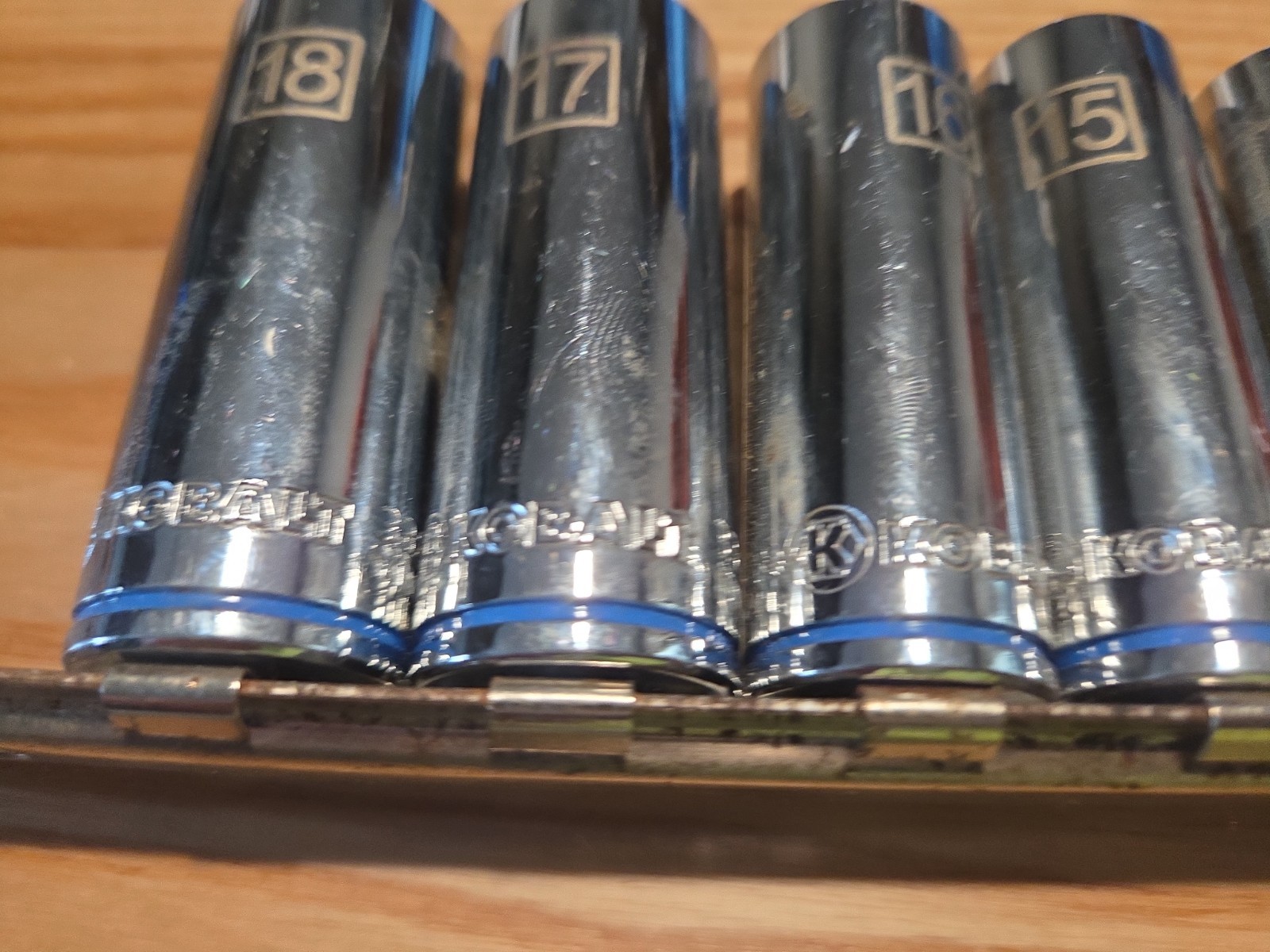 Kobalt 3/8in Drive 6-point Deep Well Sockets Set 8pc Metric 10mm-19mm chromed