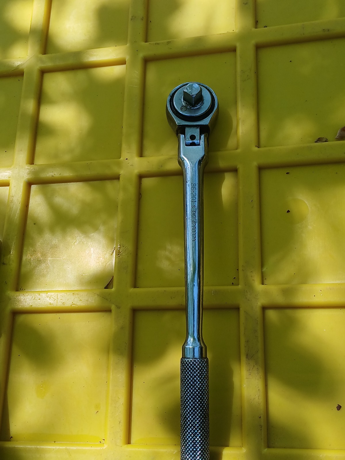 STANLEY TOOLS VINTAGE 3/8 DR. 10-1/2 INCH LONG FLEX BENT-HANDLE RATCHET 86-201S