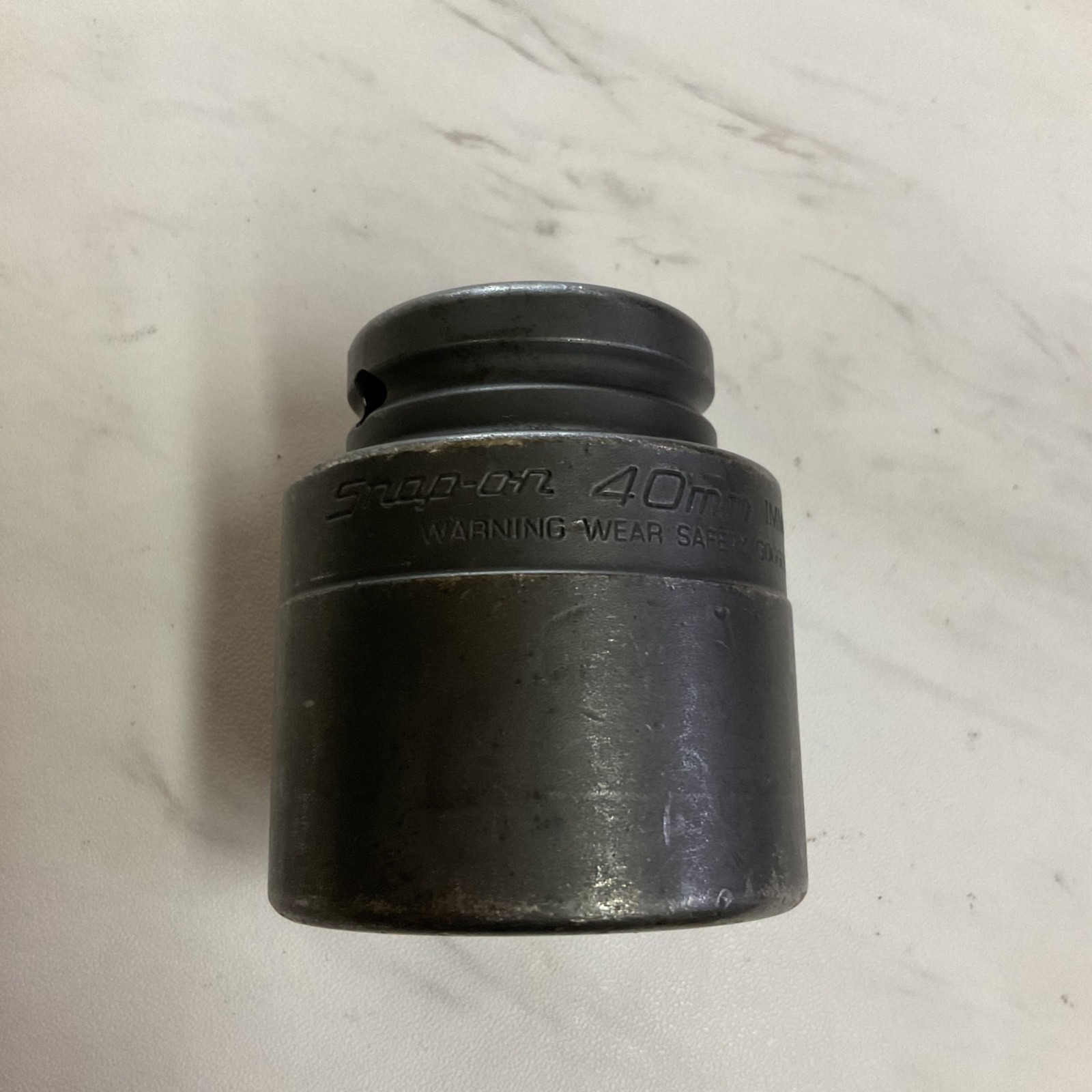 Snap-on IMM402 USA 40mm 3/4″ Drive 6-Point Shallow Flank Drive Impact Socket
