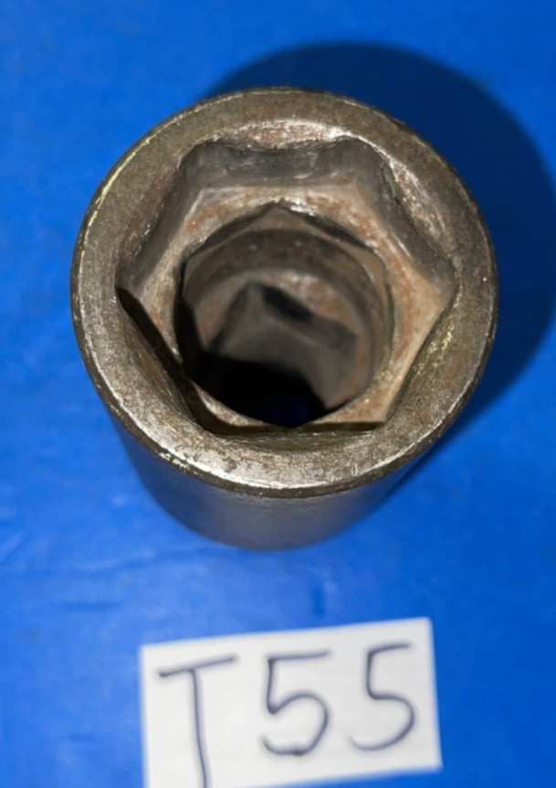 PROTO TOOLS 1 PIECE 3/4 DRIVE SAE. BUDD WHEEL IMPACT SOCKET 13/16-1-1/2