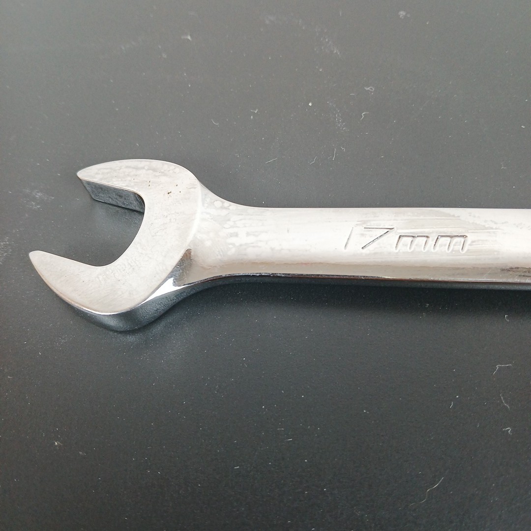 Snap-On Tools USA Metric 17mm Chrome Combination Wrench, 12 Point, OEXM170B