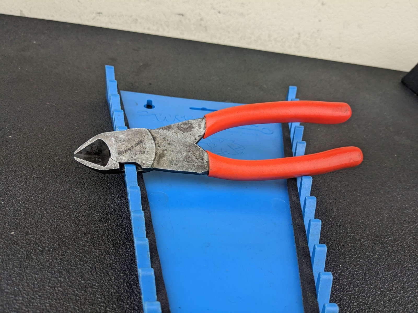 #bo495 Snap-on Tools USA ORANGE Soft Grip 7″ Diagonal Cutter Pliers 87CF