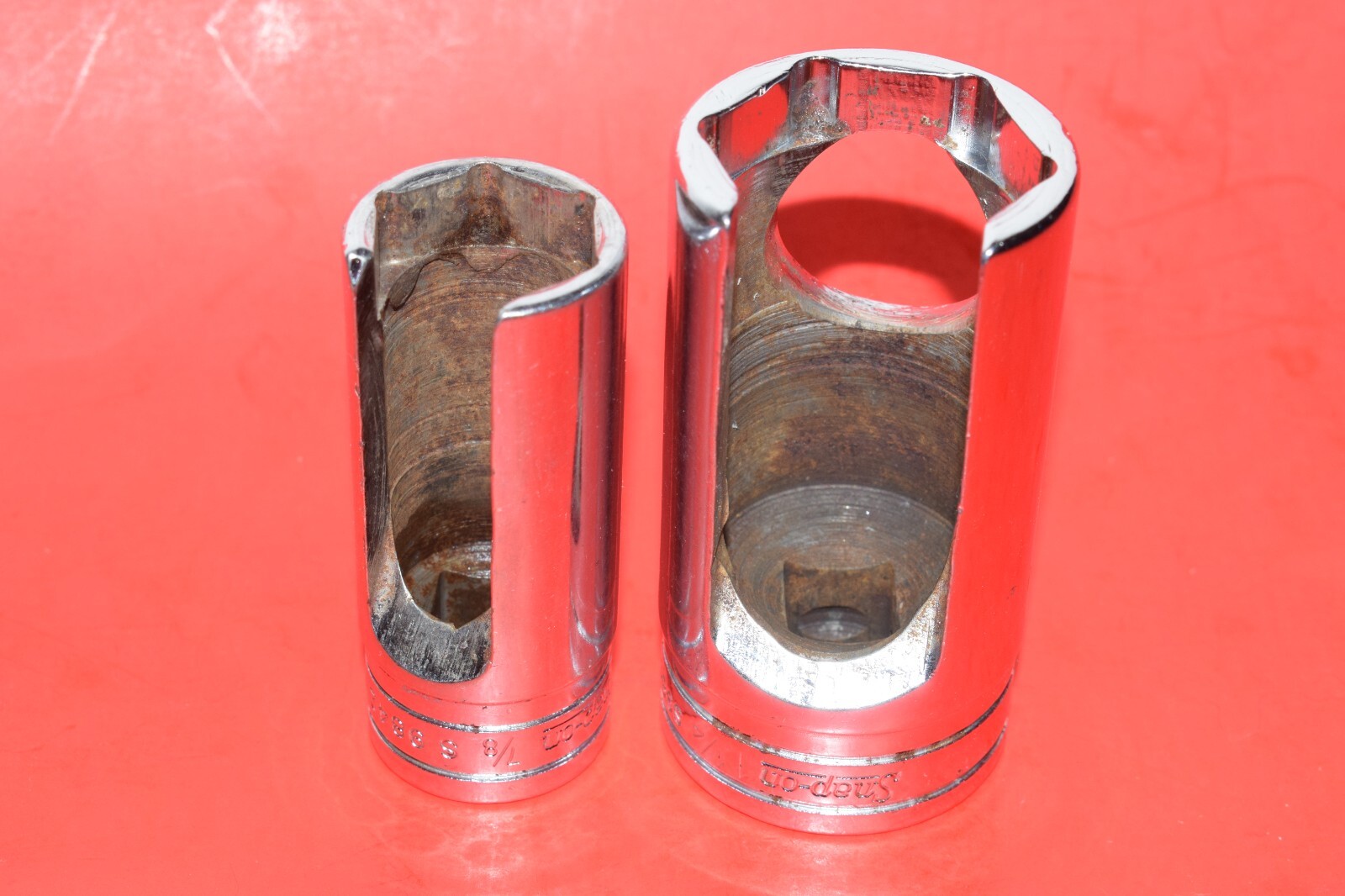 Snap-On 1/2″ Drive 2pc 7/8″ & 1-1/4″ Deep Thermal Vacuum Switch Socket Set S984
