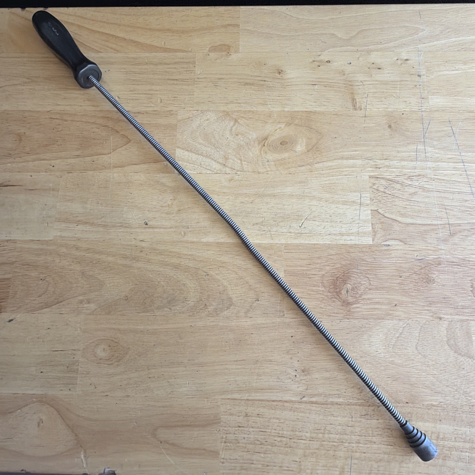 Blue Point 21″ Long Flexible Magnetic Pick Up Tool Black Hard Handle PT40B USA