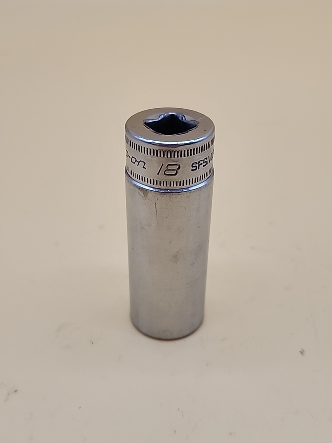 Snap-On Tools Vintage 3/8″ Dr 6pt 18mm SFSM18 Metric Deep Chrome Socket USA