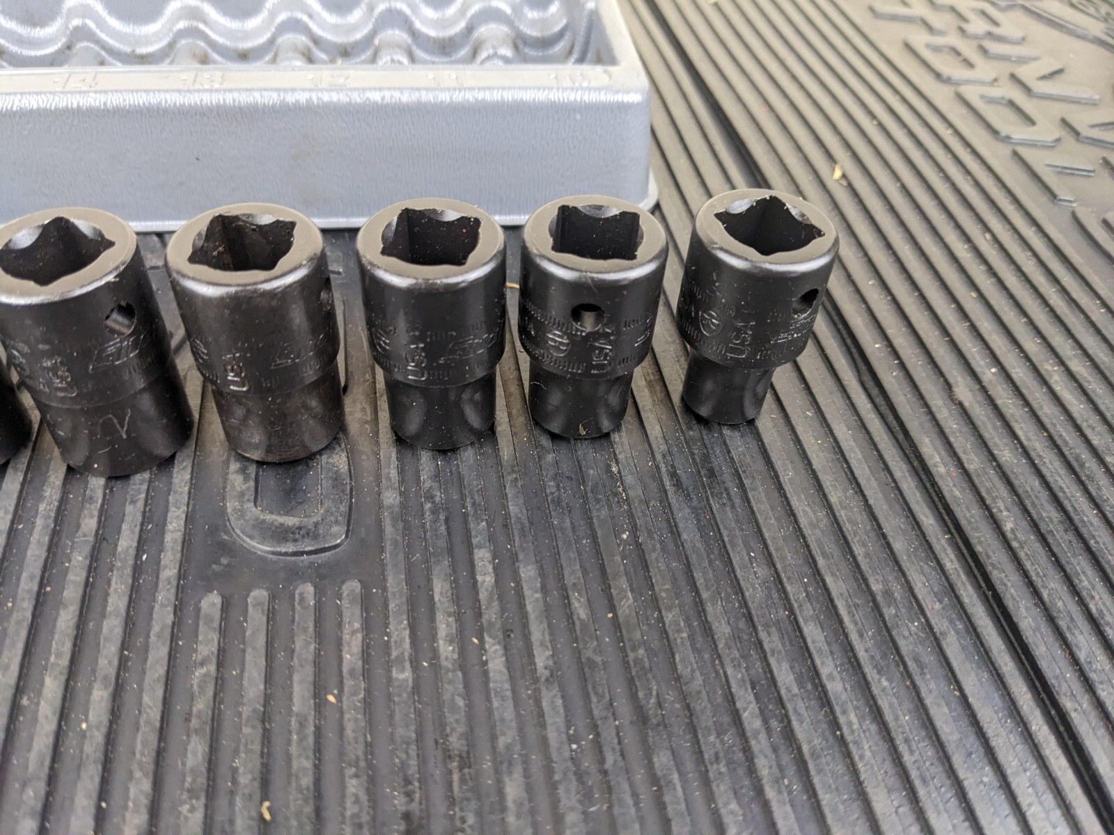 #bb249 Snap On 1/2″ drive 10 t0 19 mm 6-point Shallow Impact Socket Set 310IMMYA