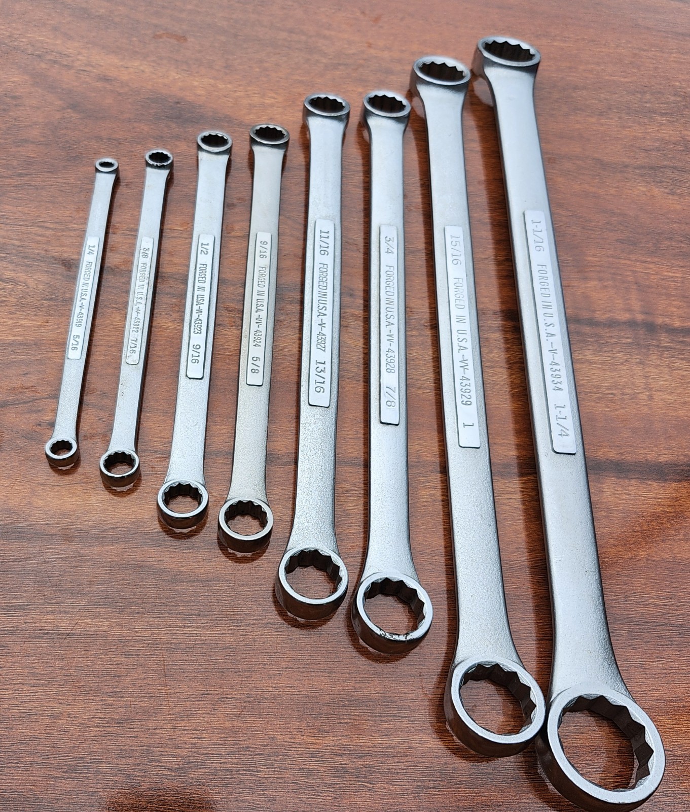 CRAFTSMAN USA 8 Pc SAE 12PT DOUBLE BOX END Wrench Set 1/4” to 1-1/4″ V & VV Ser