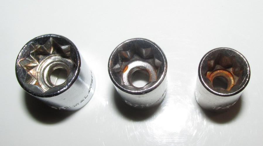 T #171 – Set of 3 sockets marked Malaysia, 3/8″, 5/16″, 1/4″ See description