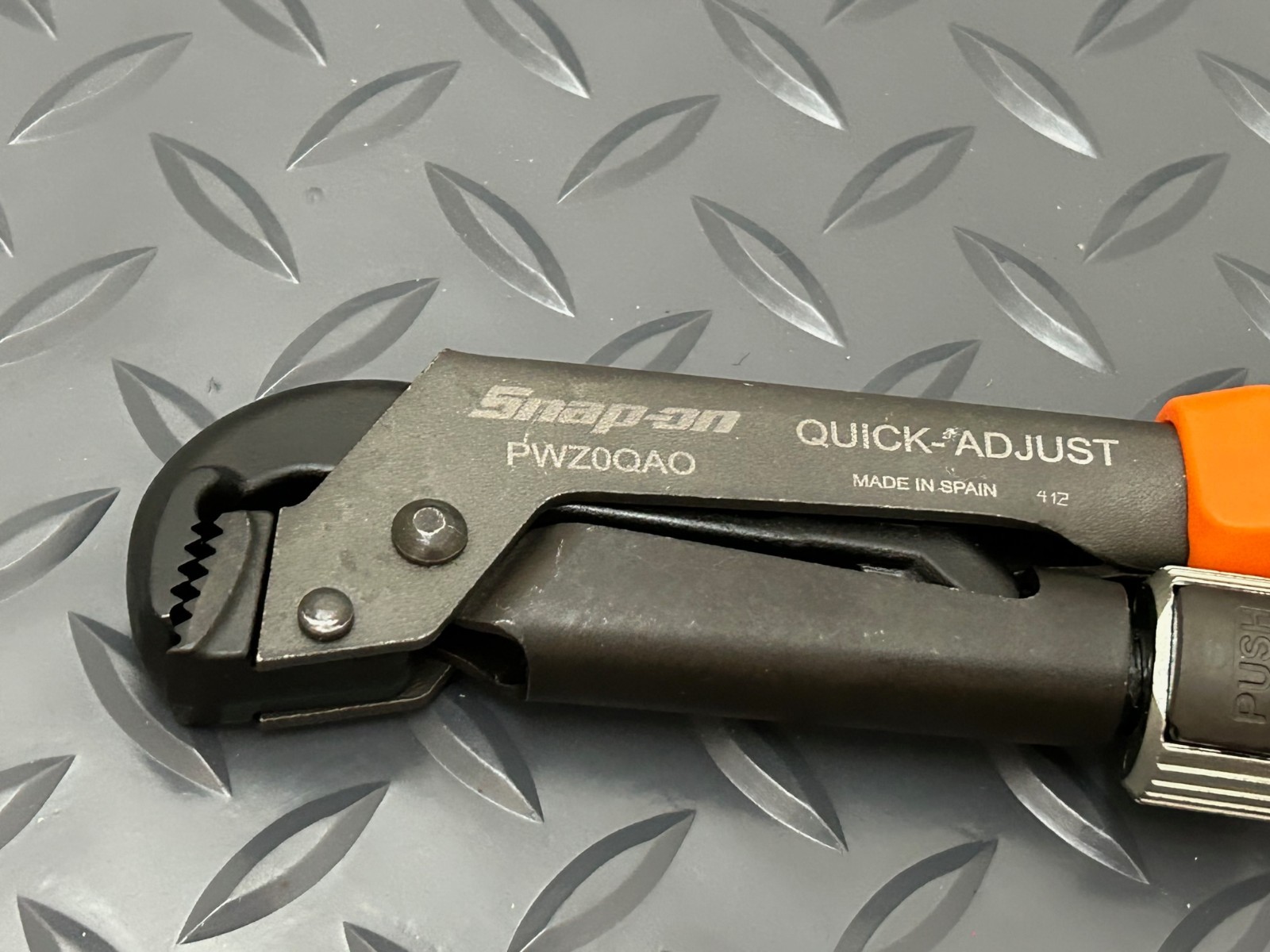 Snap-on Tools Orange 8-5/8″ Soft Grip Quick Adjust Pliers Wrench PWZ0QAO NEW