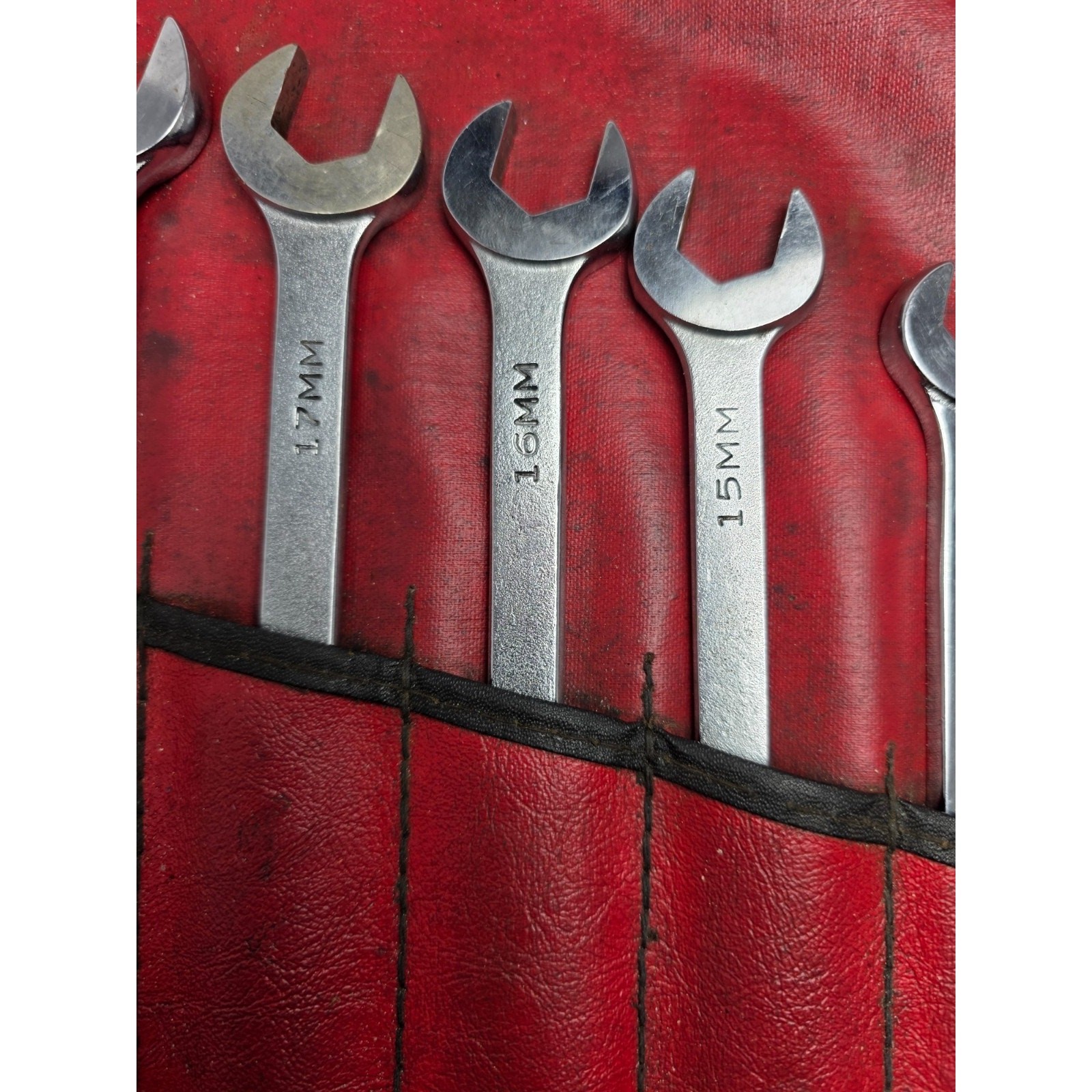 Vintage Mac Tools SML10K Metric Wrench Set Textured Matte USA Made Roll Pouch