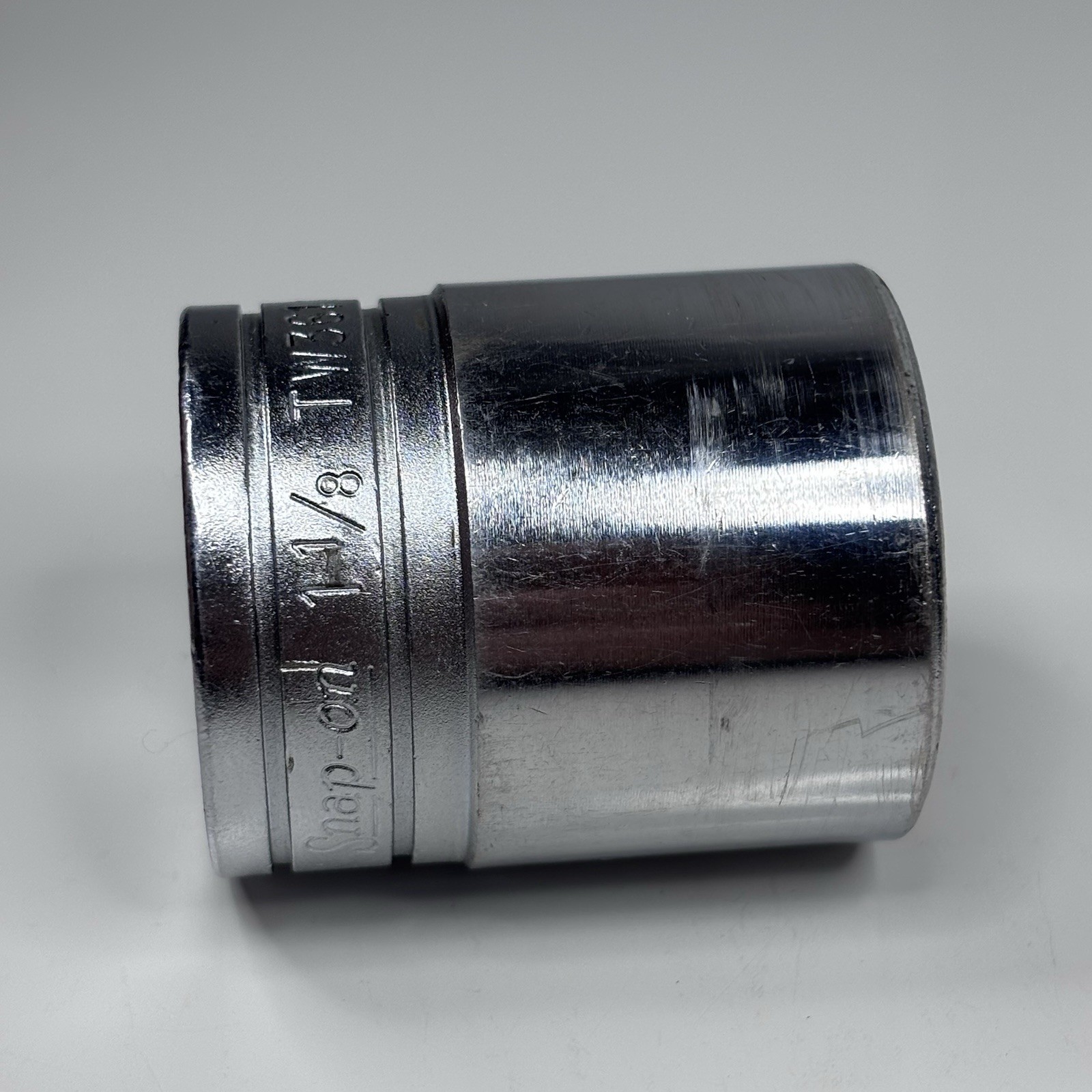 Snap On Tools TW361 1/2 Dr 6Pt SAE 1-1/8 Flank Dr Shallow Socket USA 1982 VTG