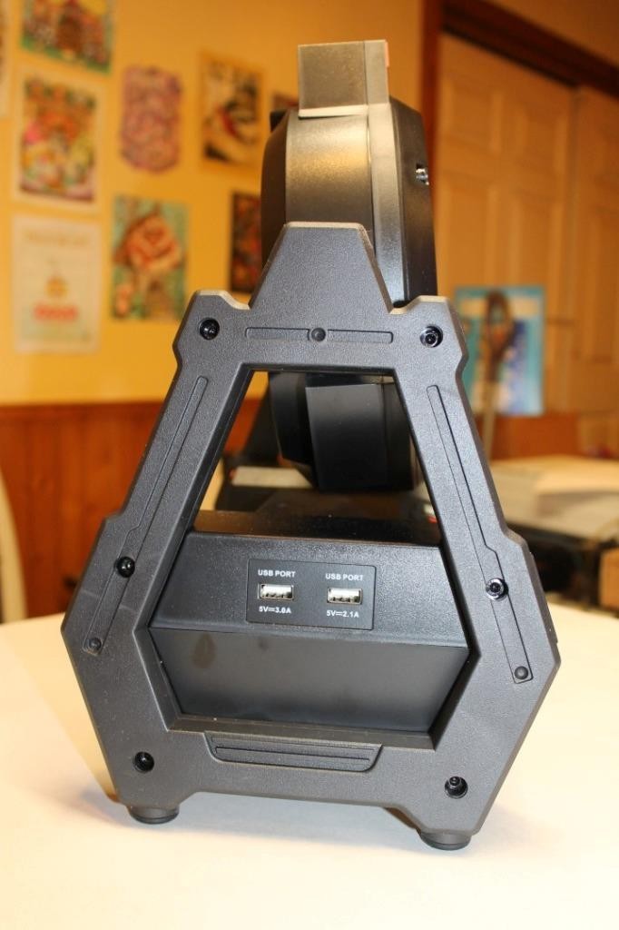 Snap-on CTFL9050 18V 2700 Lumens Cordless Work Light – Black NEW ^